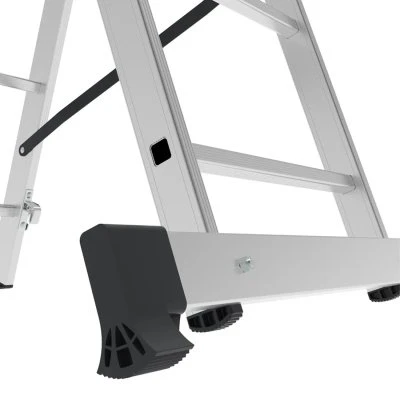 Купить Лестница-Стремянка трехсекц.НОВАЯ ВЫСОТА NV1230 алюм.3х8 ступ.2,14-4,74м  46493