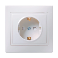 Купить Розетка "Кварта" 1 местн. с заземл, с шторк. рсш10-3-кб, 16а, белый (1/10/200) "IEK"