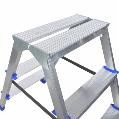 Купить Стремянка двухсторонняя длс3  3 ступени (1) "Ника"